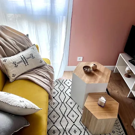 Beautiful Near Stade De France And Paris Apartment